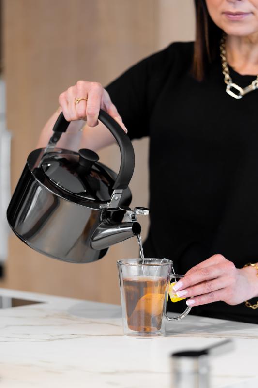  Czajnik Vialli Stalowy Grafitowy- Czarny Polerowany  1,5 Litra - 28180 